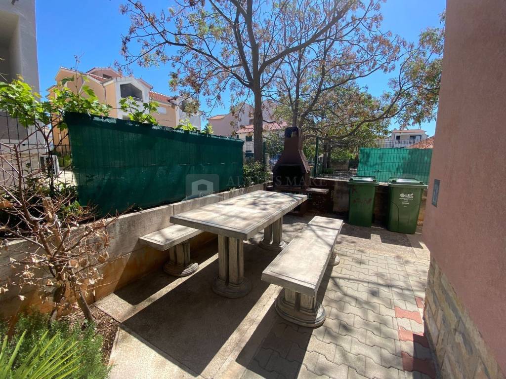 Apartmanska kuća, Prodaja, Vodice, Srima