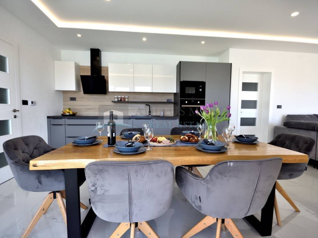 Samostojeća kuća, Prodaja, Vodice, Vodice