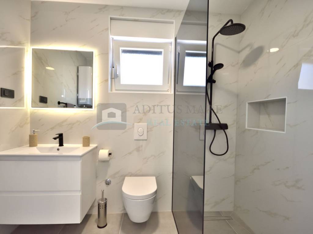 Samostojeća kuća, Prodaja, Vodice, Vodice