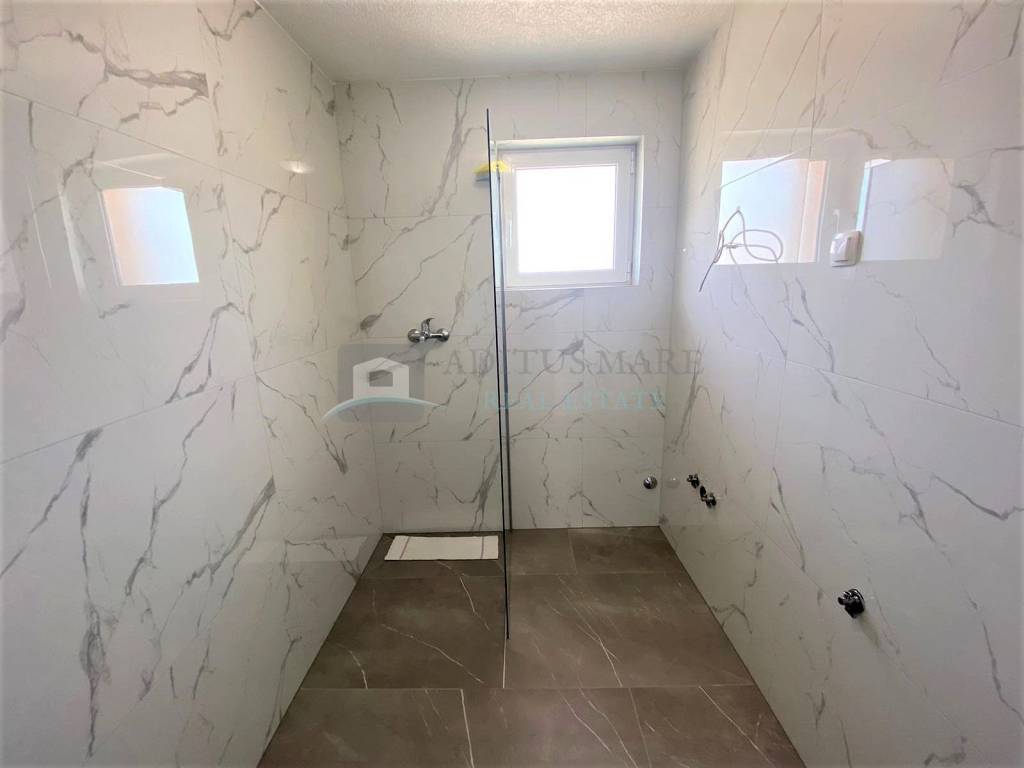 Stan u zgradi, Prodaja, Vodice, Vodice