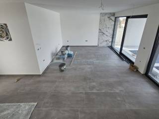 Luksuzna vila, Prodaja, Poličnik, Murvica