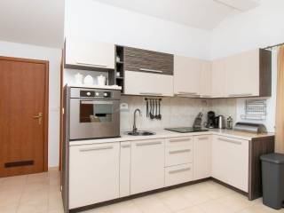 Stan u zgradi, Najam, Vodice, Vodice