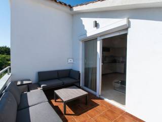 Stan u zgradi, Najam, Vodice, Vodice