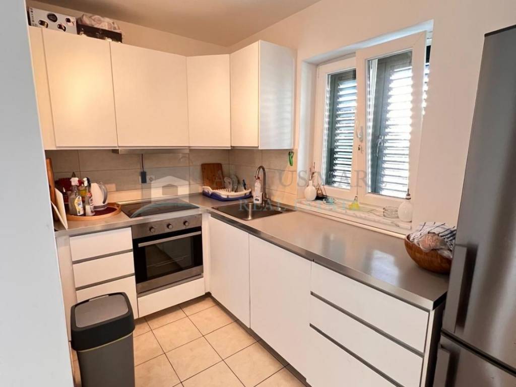 Dvojna kuća, Prodaja, Vodice, Srima