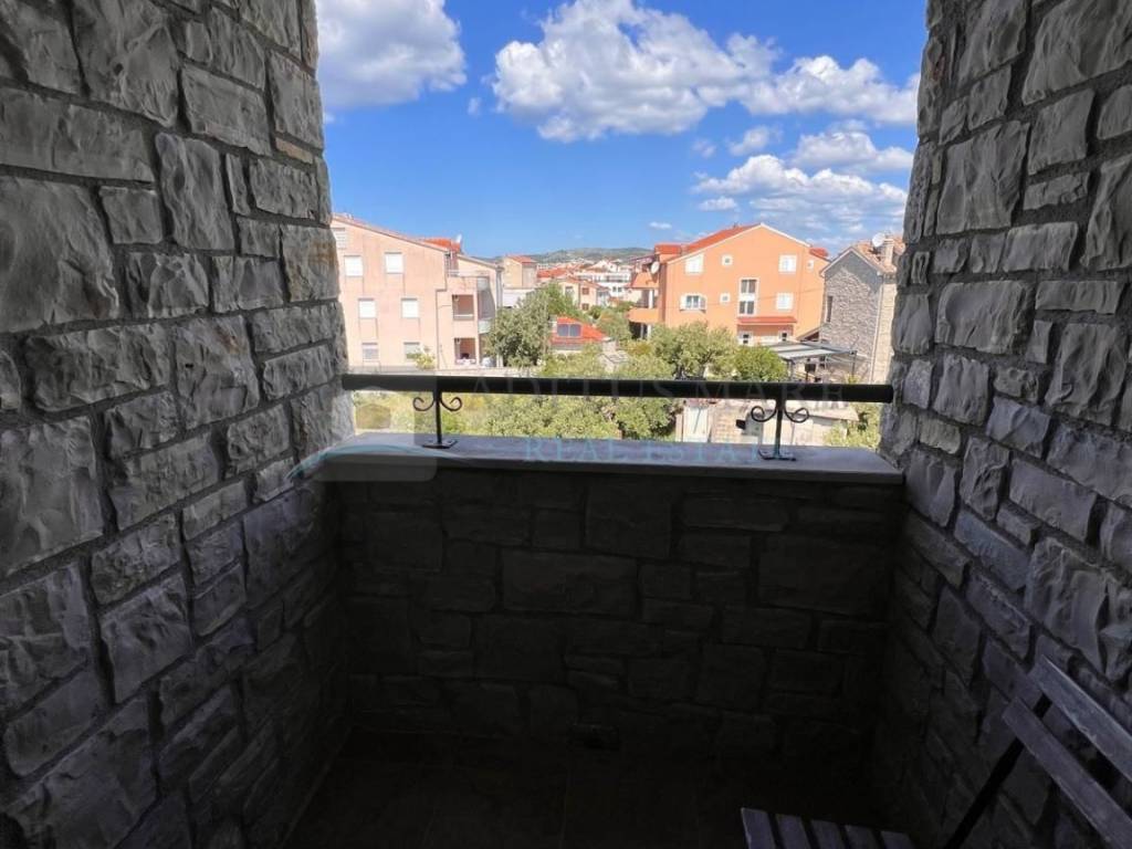 Dvojna kuća, Prodaja, Vodice, Srima