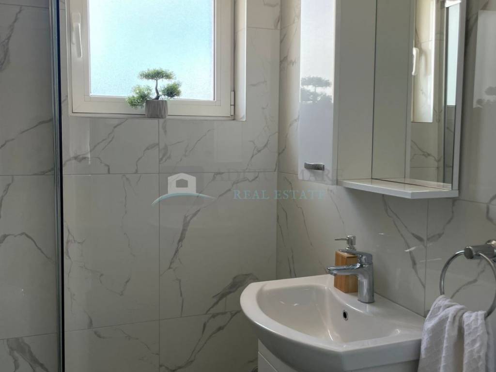 Stan u zgradi, Prodaja, Vodice, Vodice