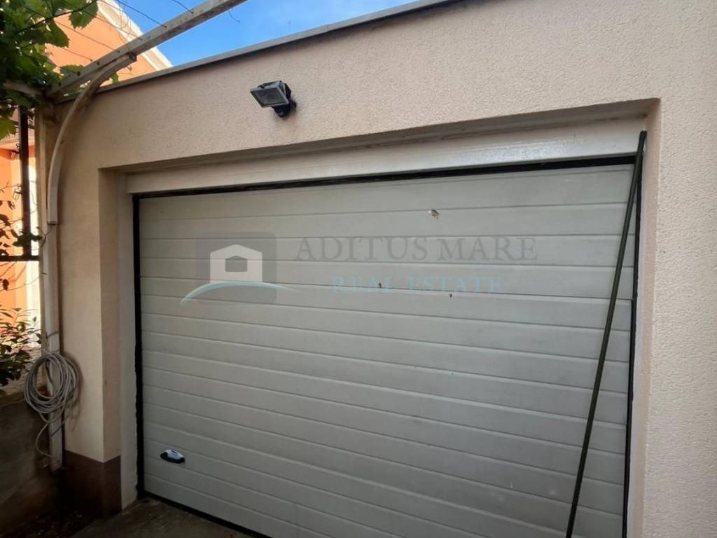 Apartmanska kuća, Prodaja, Vodice, Srima