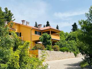 Apartmanska kuća, Prodaja, Starigrad, Starigrad