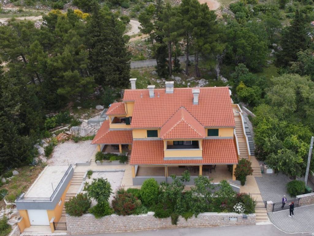 Apartmanska kuća, Prodaja, Starigrad, Starigrad