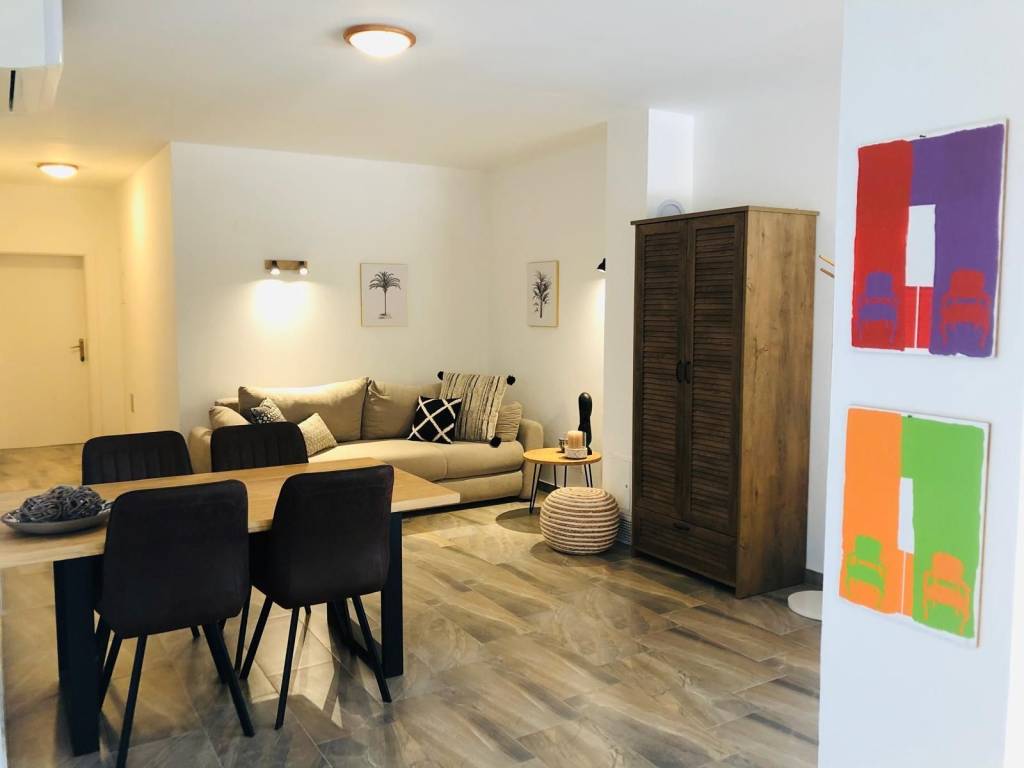 Apartmanska kuća, Prodaja, Starigrad, Starigrad