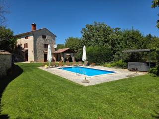 Kamena kuća, Prodaja, Tinjan, Tinjan