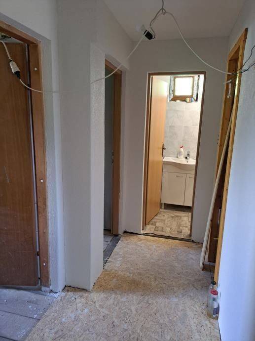 Poljoprivredno zemljište, Prodaja, Lovinac, Lovinac