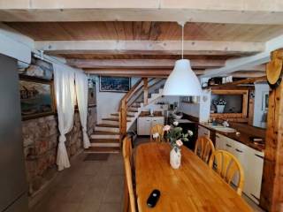 Kamena kuća, Prodaja, Karlobag, Lukovo Šugarje