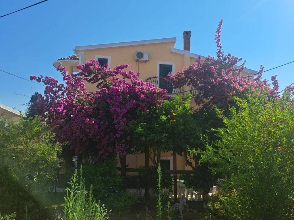 Apartmanska kuća, Prodaja, Kukljica, Kukljica