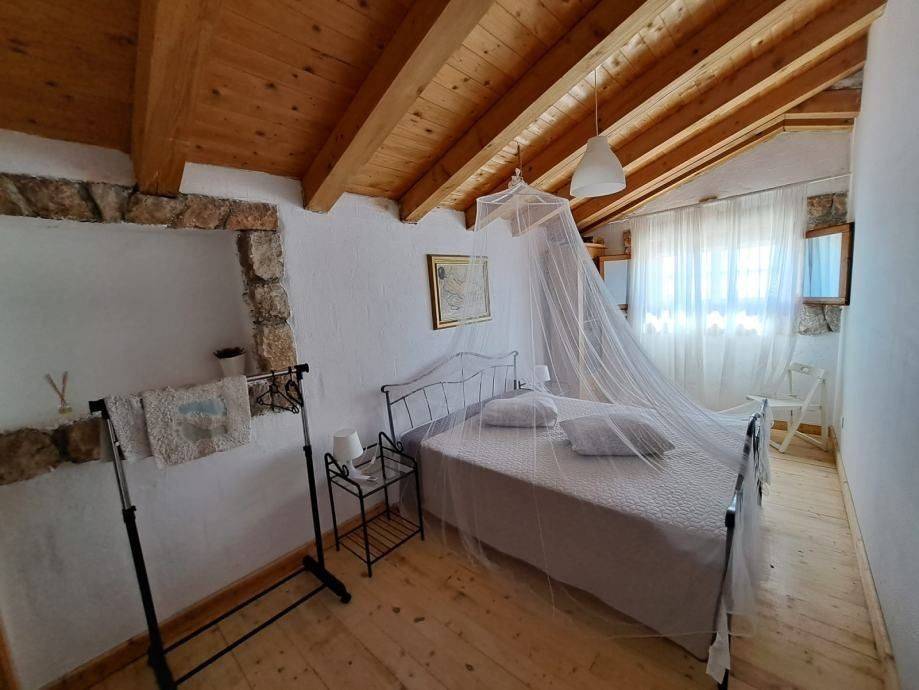 Kamena kuća, Prodaja, Karlobag, Lukovo Šugarje