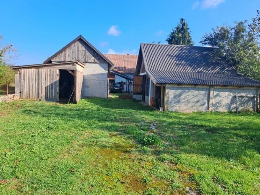 Kuća prizemnica, Prodaja, Lovinac, Ličko Cerje