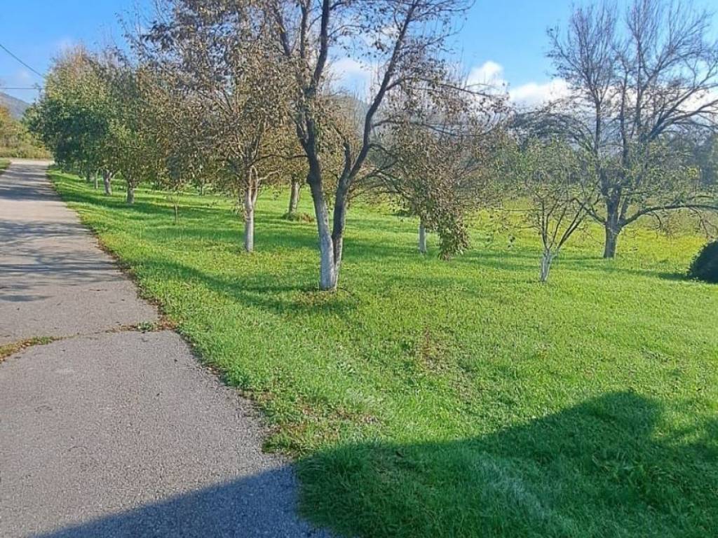 Kuća prizemnica, Prodaja, Lovinac, Ličko Cerje