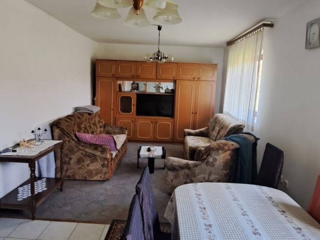 Kuća prizemnica, Prodaja, Lovinac, Ličko Cerje