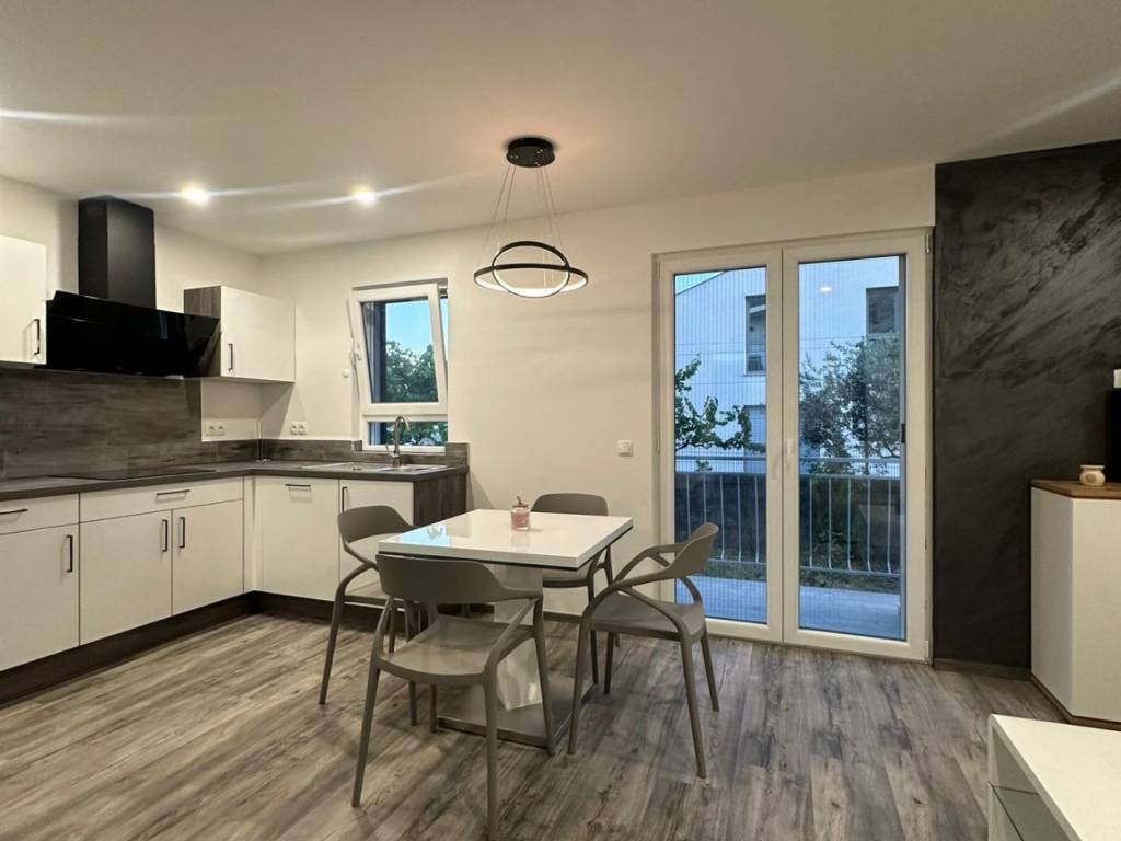 Apartmanska kuća, Prodaja, Starigrad, Starigrad