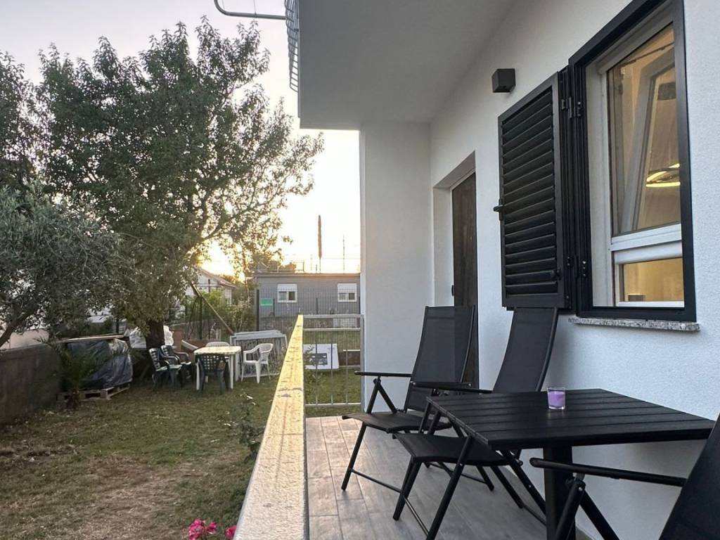 Apartmanska kuća, Prodaja, Starigrad, Starigrad