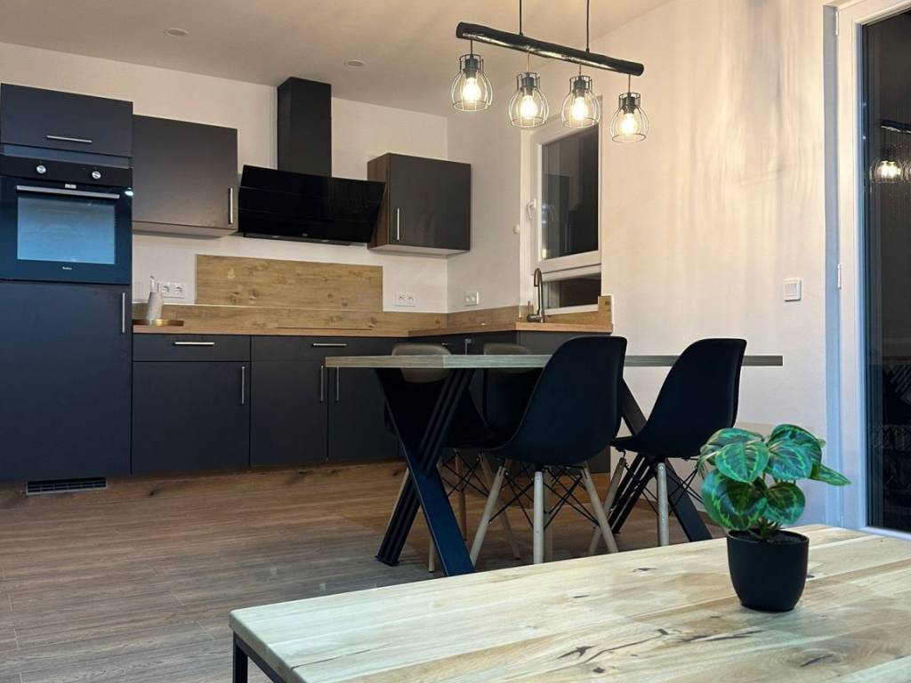 Apartmanska kuća, Prodaja, Starigrad, Starigrad