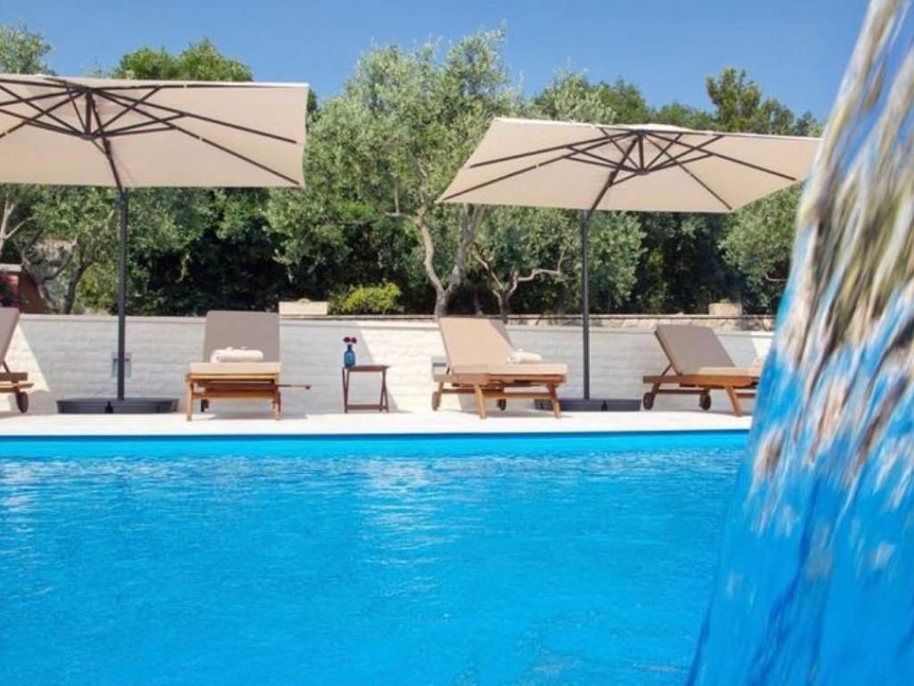 Vila, Prodaja, Starigrad, Tribanj