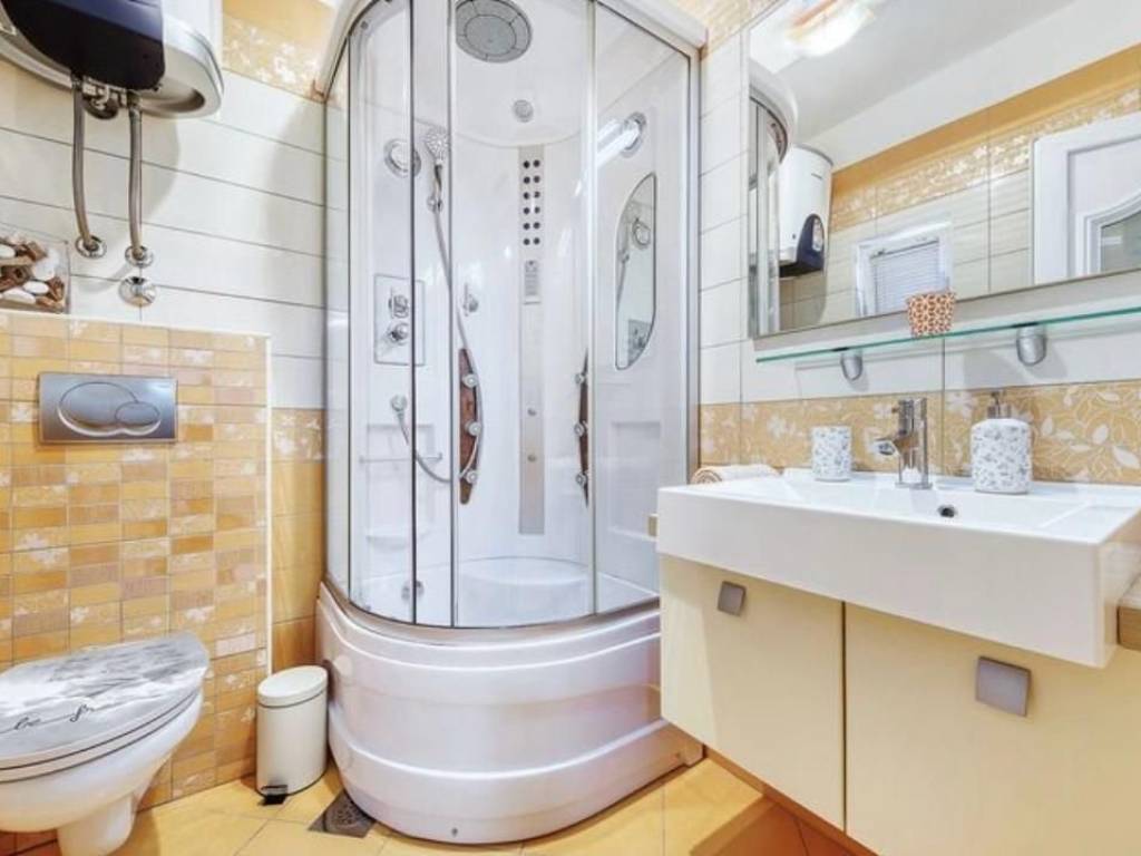 Vila, Prodaja, Starigrad, Tribanj