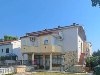 Apartmanska kuća, Prodaja, Starigrad, Seline