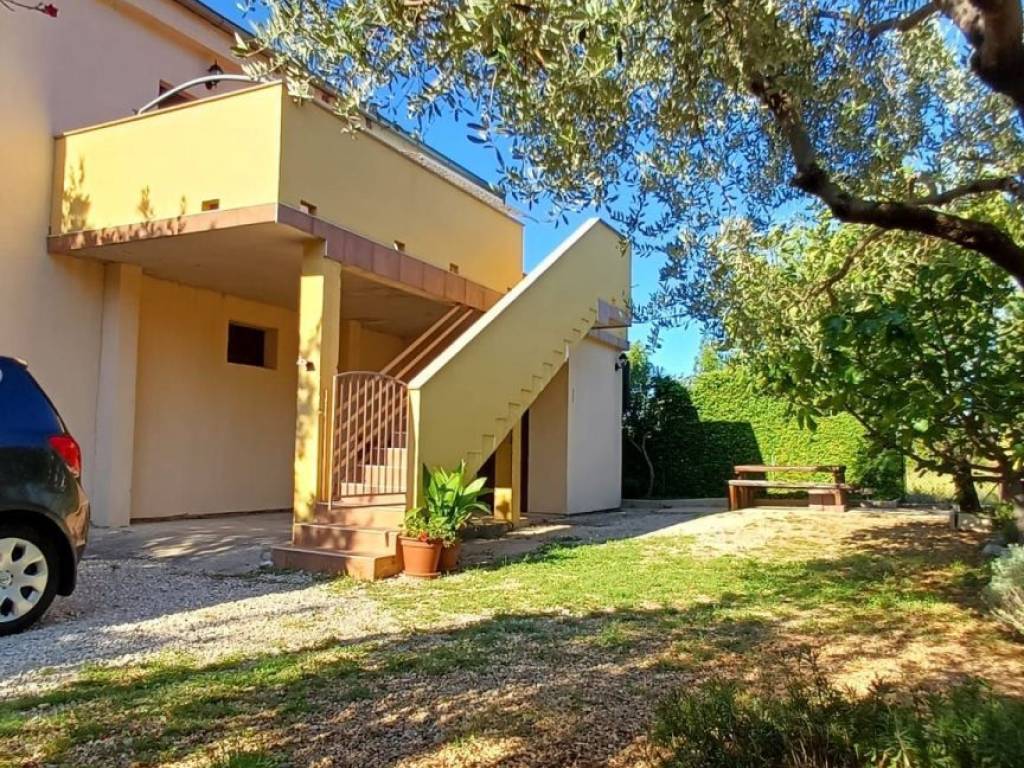 Samostojeća kuća, Prodaja, Starigrad, Seline