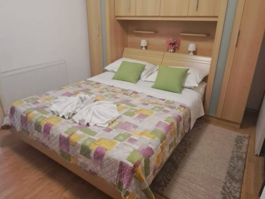 Apartmanska kuća, Prodaja, Starigrad, Seline