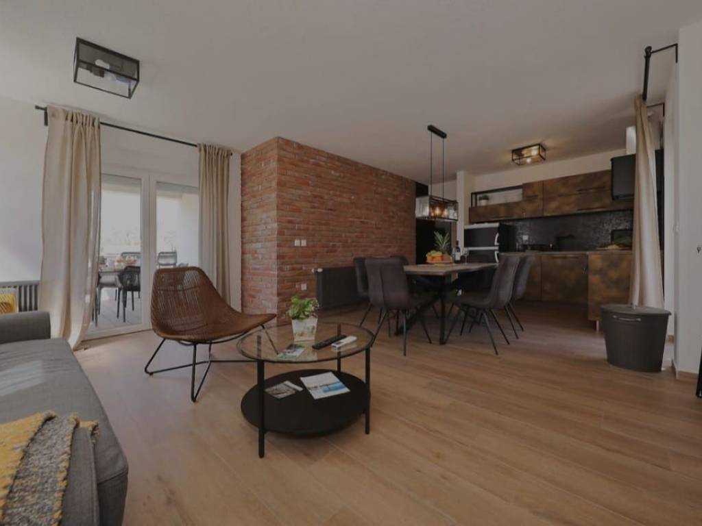 Vila, Prodaja, Starigrad, Seline