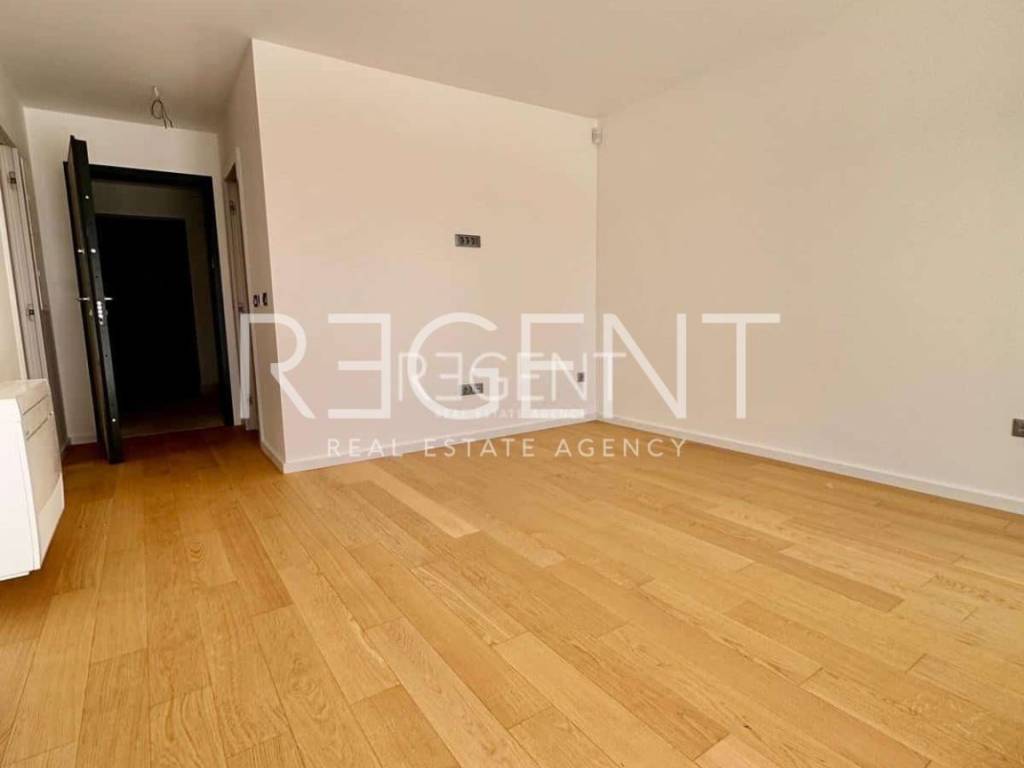 PHOTO-2025-04-09-16-43-30 2