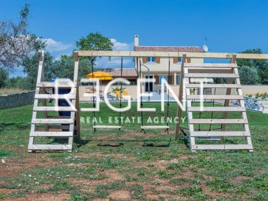 PHOTO-2024-03-04-20-39-42