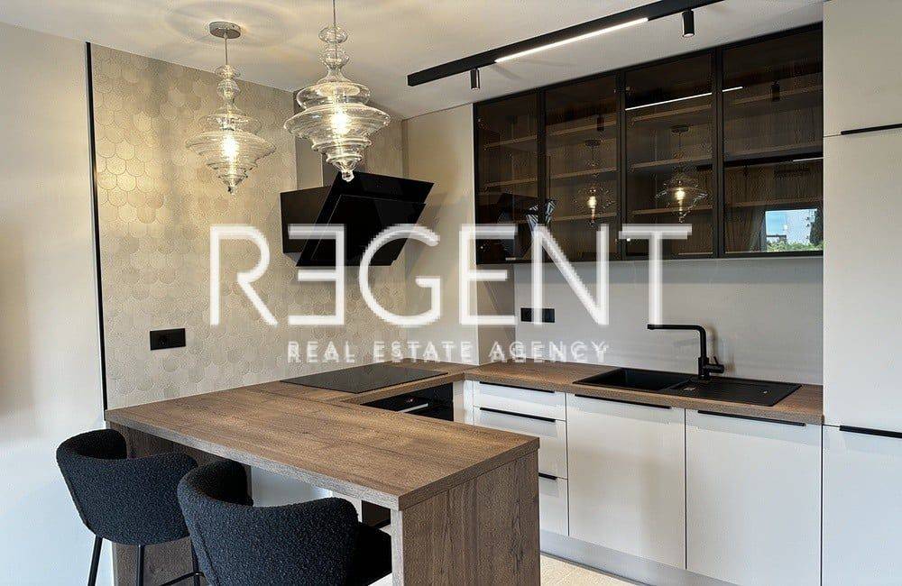 STAN - KMAN NAJAM0005