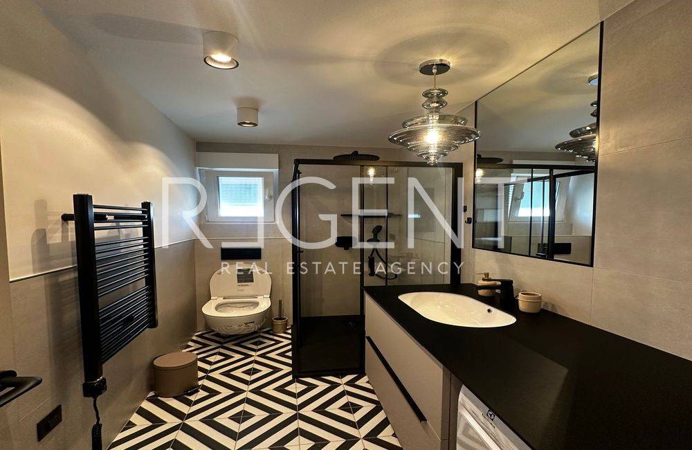 STAN - KMAN NAJAM0009