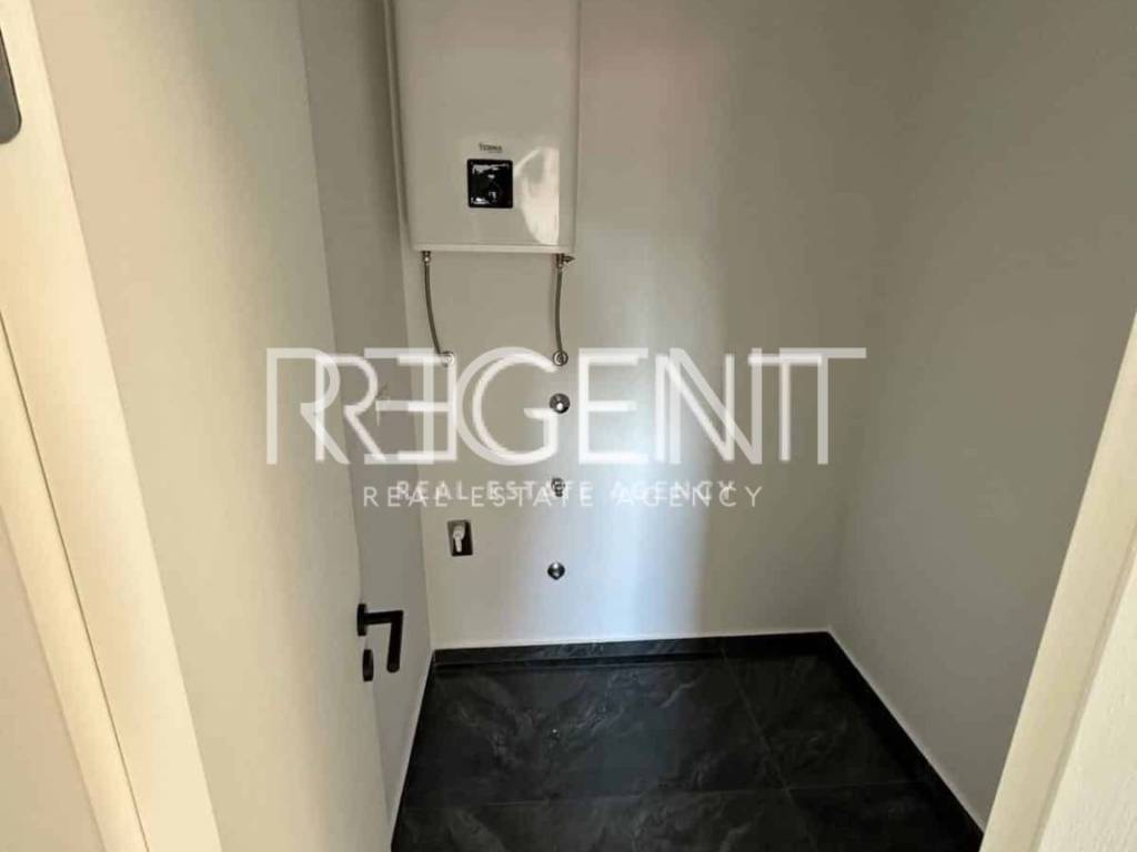 b8dc6551-18ce-4ed3-97cf-2637ccfdfca3