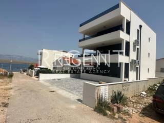 26f4dbcd-90c6-44a9-af69-336b7b63d15f