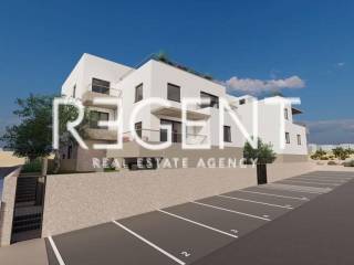 4e51ea45-0f8b-42e2-a68c-83d9fc42dd52