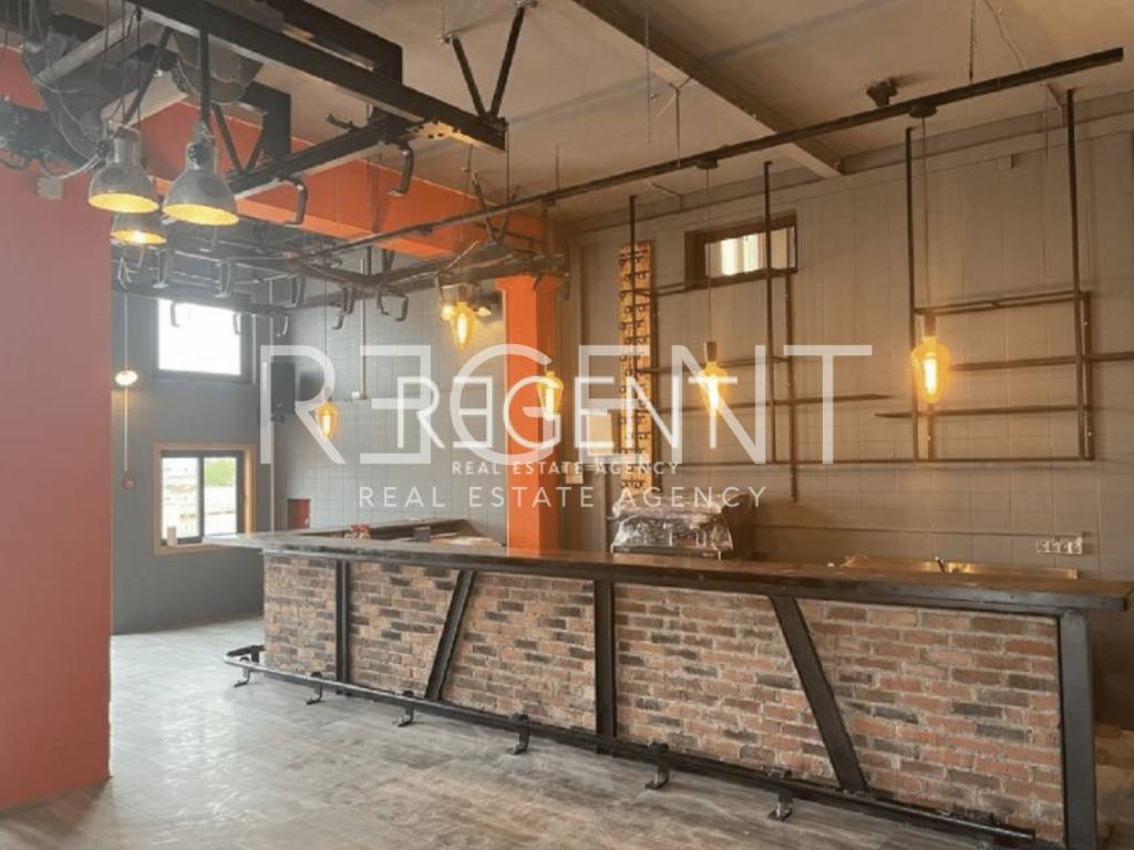 TROGIR - STAMBENO POSLOVNA ZGRADA02