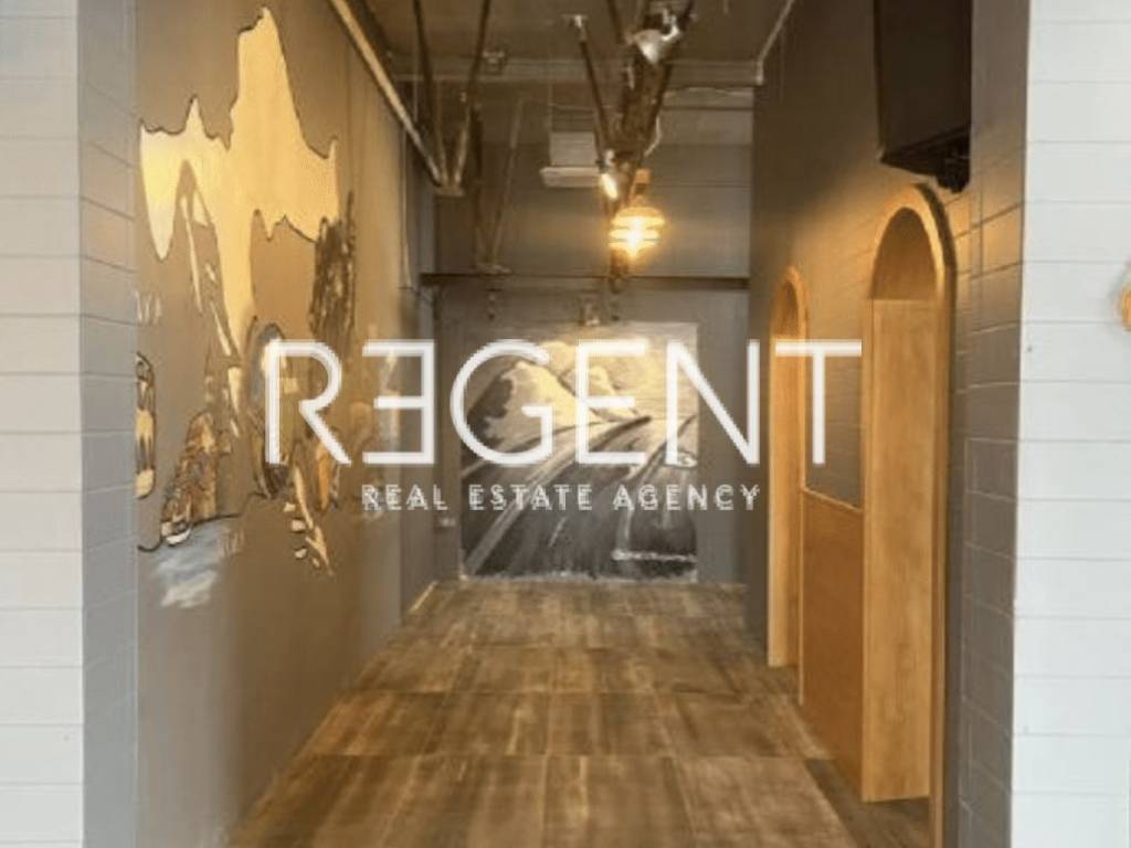 TROGIR - STAMBENO POSLOVNA ZGRADA07