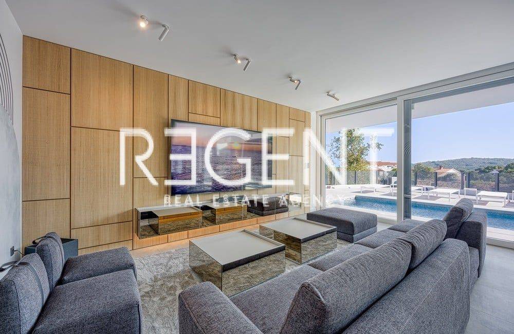 ROVINJSKO SELO - VILA0011