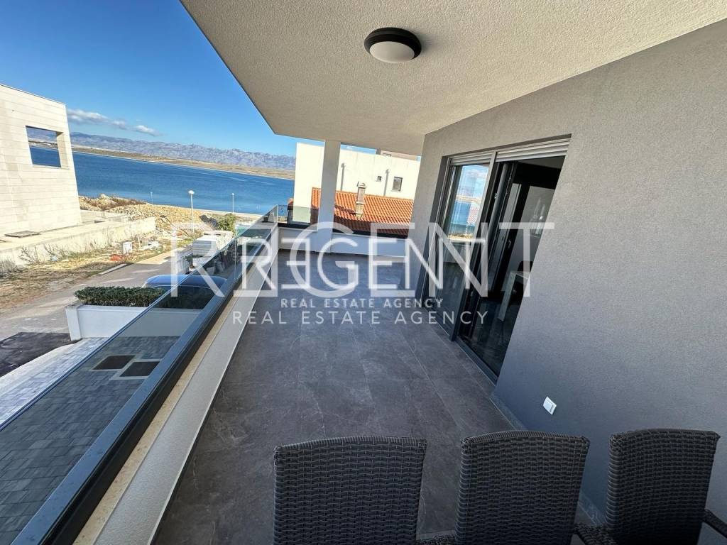 d73a1831-904f-4c40-bb38-bf45ba46607e 2