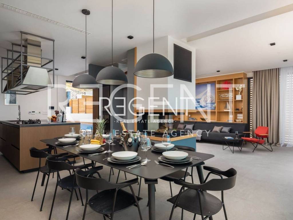 Villa Maestral, dnevni boravak i kuhinja 8