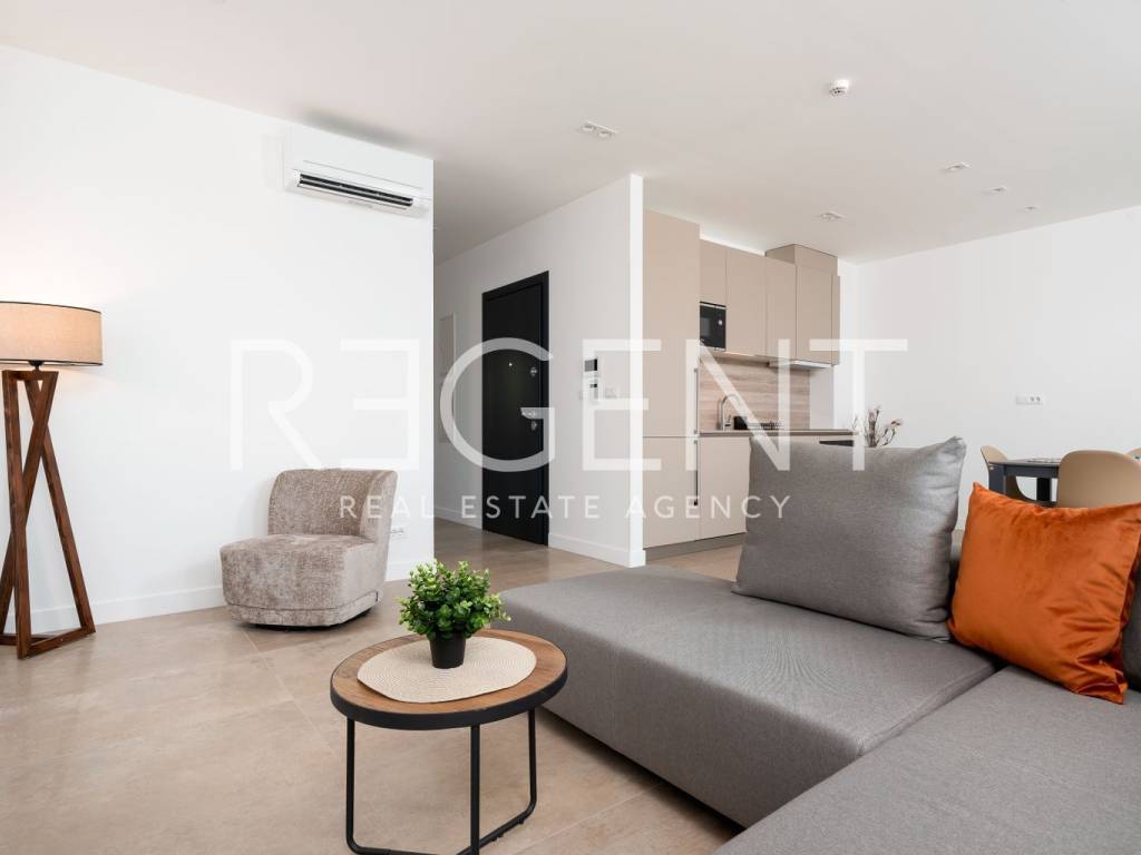 PENTHOUSE - KAŠTEL LUKŠIĆ0000