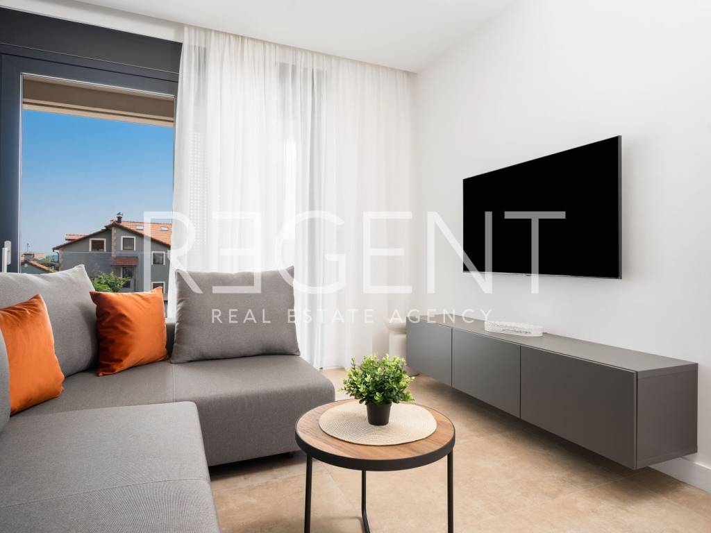 PENTHOUSE - KAŠTEL LUKŠIĆ0005