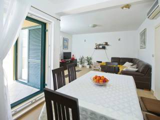 Stan u zgradi, Prodaja, Hvar, Hvar