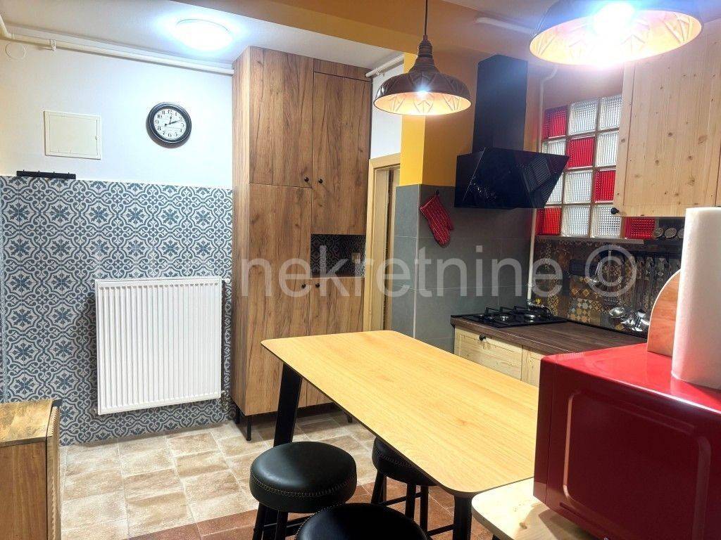 Stan u starijoj zgradi, Prodaja, Zagreb, Donji Grad