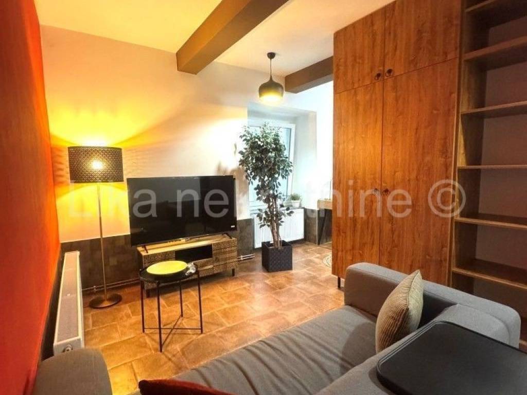 Stan u starijoj zgradi, Prodaja, Zagreb, Donji Grad