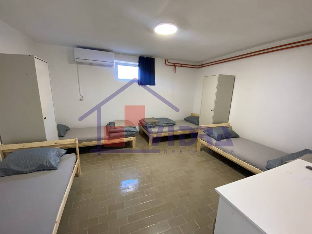 Klinca sela, Kupinec