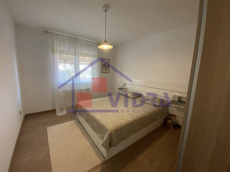 Klinca sela, Donja Zdencina